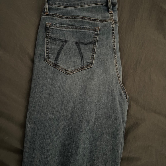 Seven Cropped Distressed Wide Fray Hem Jeans - Picture 5 of 9